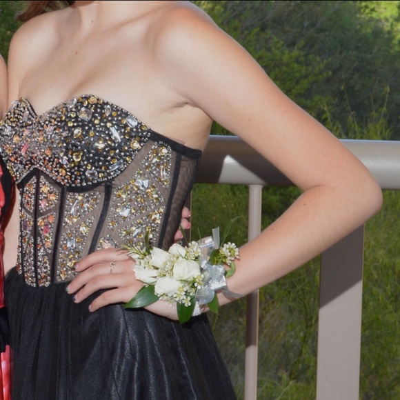 Group USA Dresses & Skirts - Size 1 Prom Dress